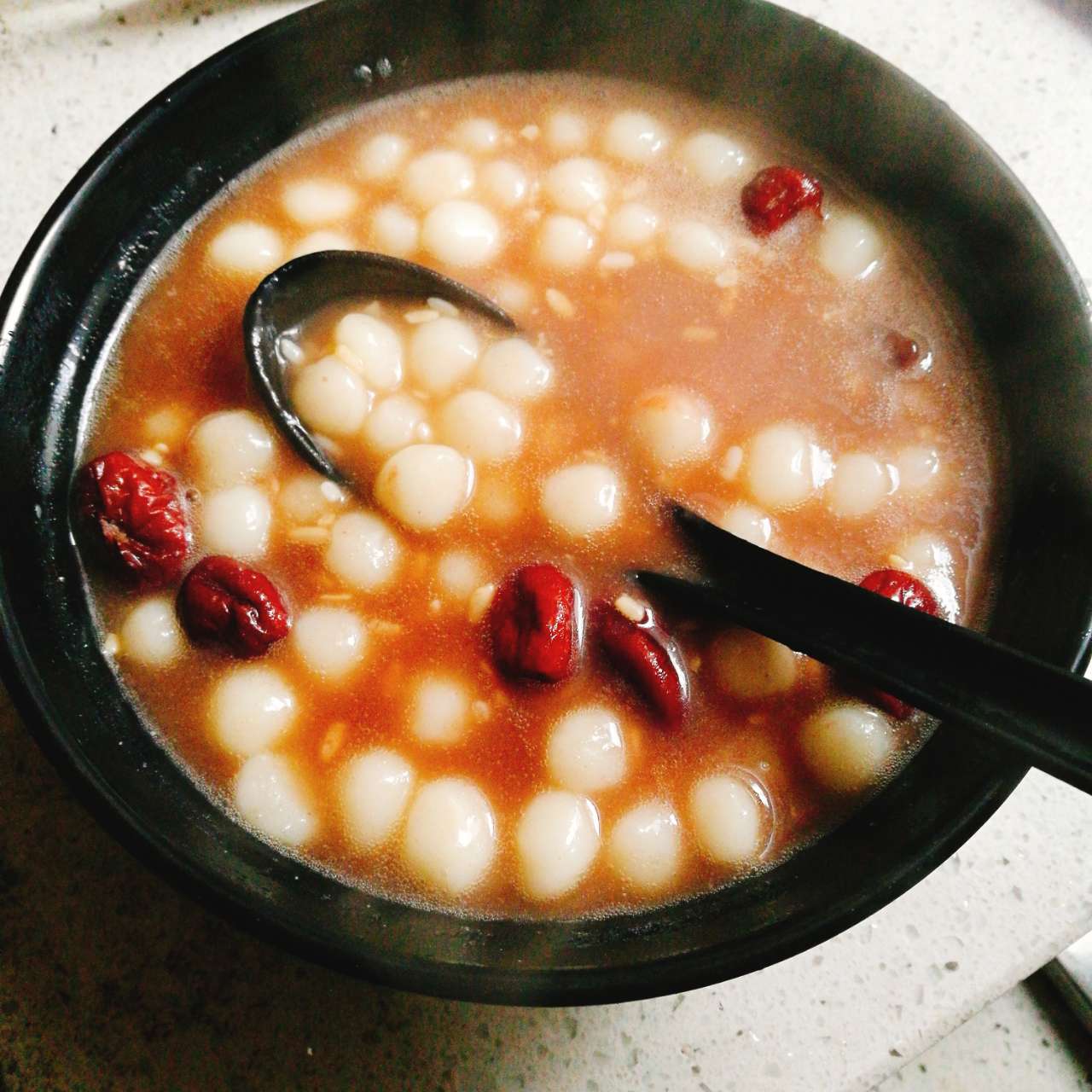 【开心美食】黑糖红豆沙酒酿元宵