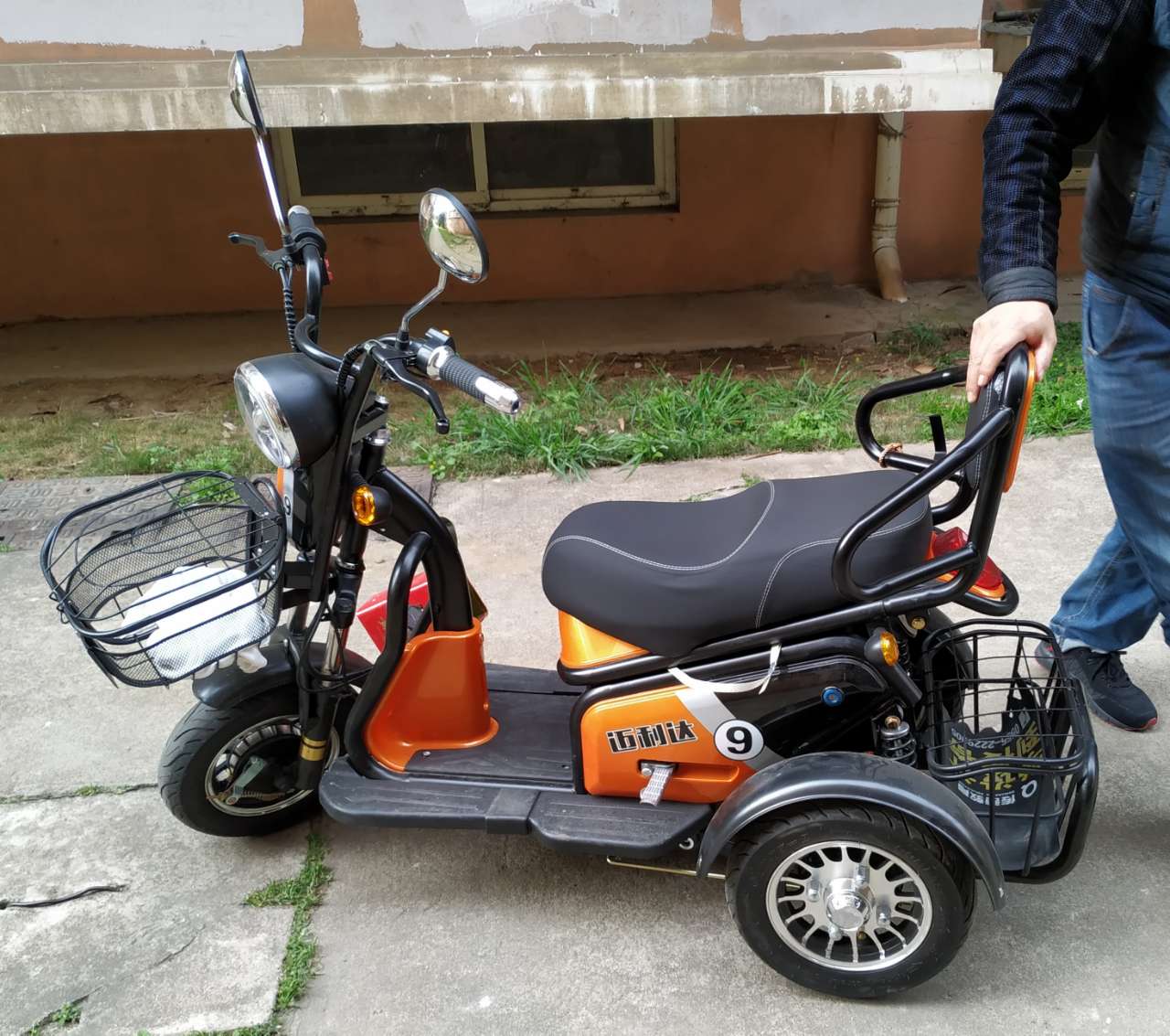 全新裸车无电瓶,电动三轮车